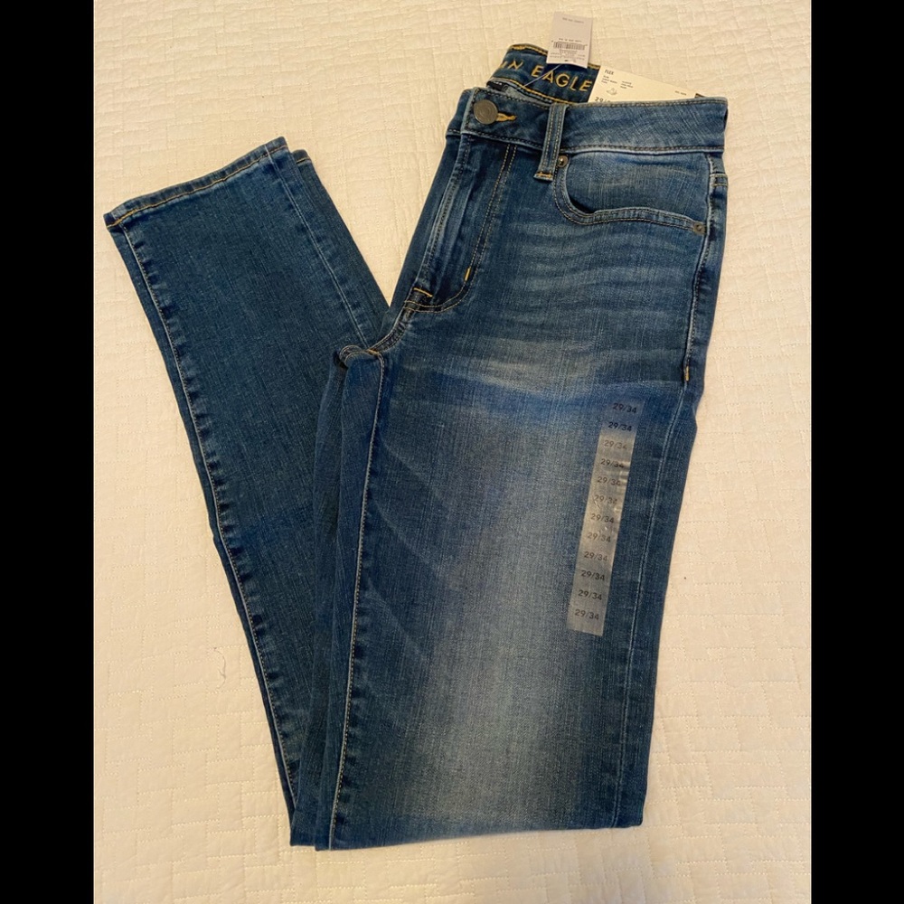 American Eagle Flex, Slimfit jean. Color, Light Wash. 29/34